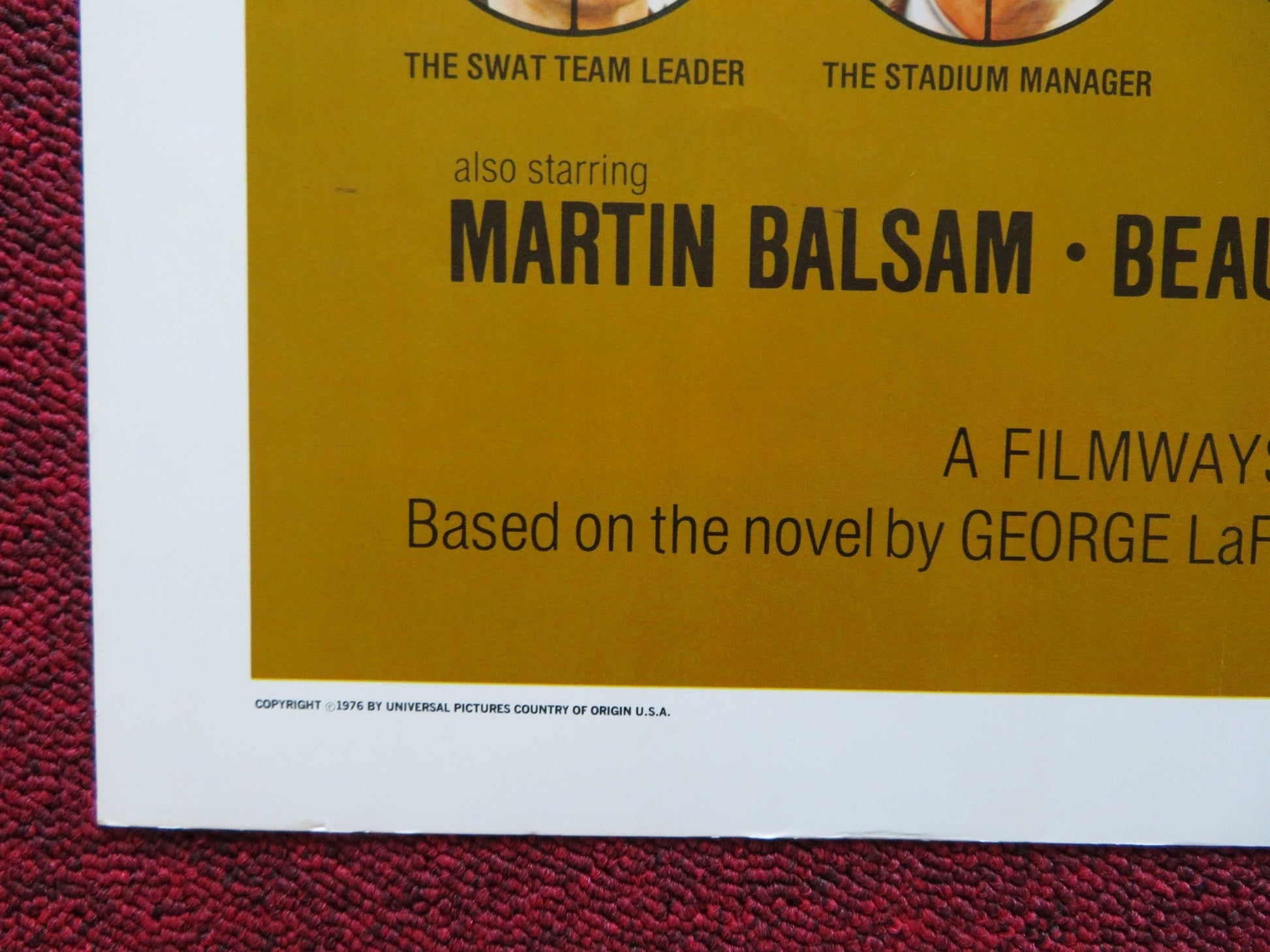 TWO MINUTE WARNING US HALF SHEET (22"x 28") POSTER CHARLTON HESTON J.CASSAVET Rendezvous Cinema Movie posters