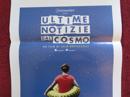 ULTIME NOTIZIE DAL COSMO ITALIAN LOCANDINA POSTER JULIE BERTUCCELLI 2017 Rendezvous Cinema Movie posters