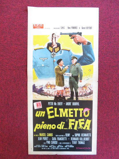 UN ELMETTO PIENO DI... FIFA / ATLANTIC WALL ITALIAN LOCANDINA POSTER 1970 Rendezvous Cinema Movie posters