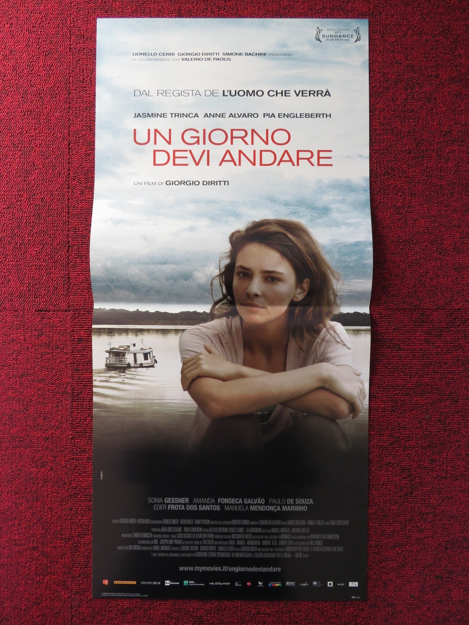 UN GIORNO DEVI ANDARE ITALIAN LOCANDINA POSTER JASMINE TRINCA ANNE ALVARO 2013 Rendezvous Cinema Movie posters