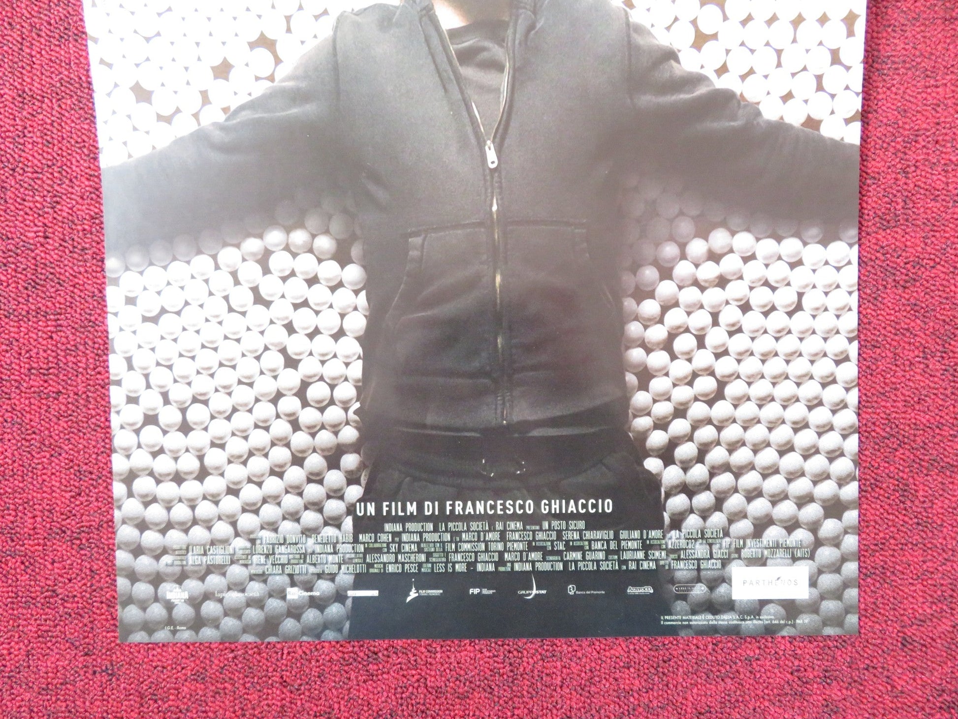 UN POSTO SICURO ITALIAN LOCANDINA POSTER MARCO D'AMORE GIORGIO COLANGELI 2015 Rendezvous Cinema Movie posters