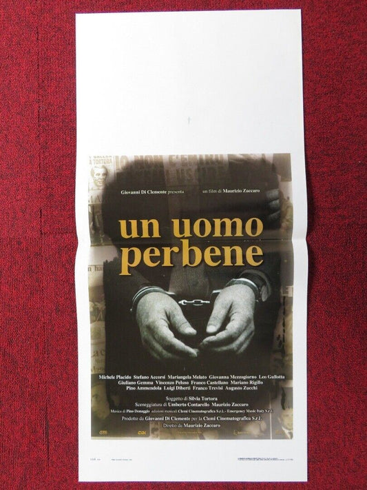 UN UOMO PERBENE ITALIAN LOCANDINA (27.5"x13") POSTER STEPHANIE FREISS 1999 Movie posters