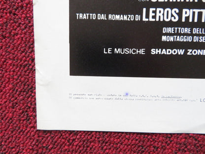 UNA DI TROPPO ITALIAN LOCANDINA POSTER JOHN SAXON DALILA DI LAZZARO 1982 Rendezvous Cinema Movie posters