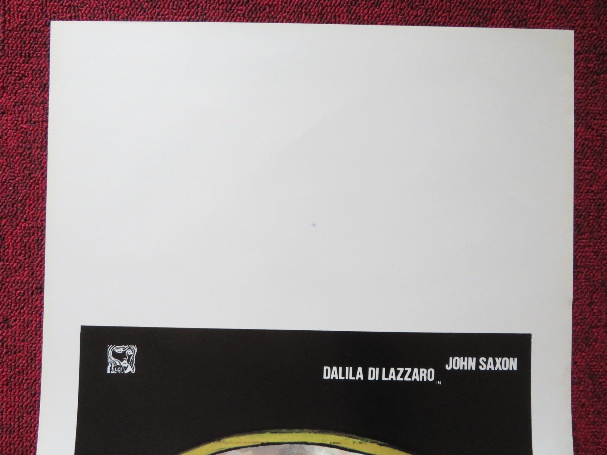 UNA DI TROPPO ITALIAN LOCANDINA POSTER JOHN SAXON DALILA DI LAZZARO 1982 Rendezvous Cinema Movie posters