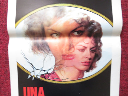 UNA DI TROPPO ITALIAN LOCANDINA POSTER JOHN SAXON DALILA DI LAZZARO 1982 Rendezvous Cinema Movie posters