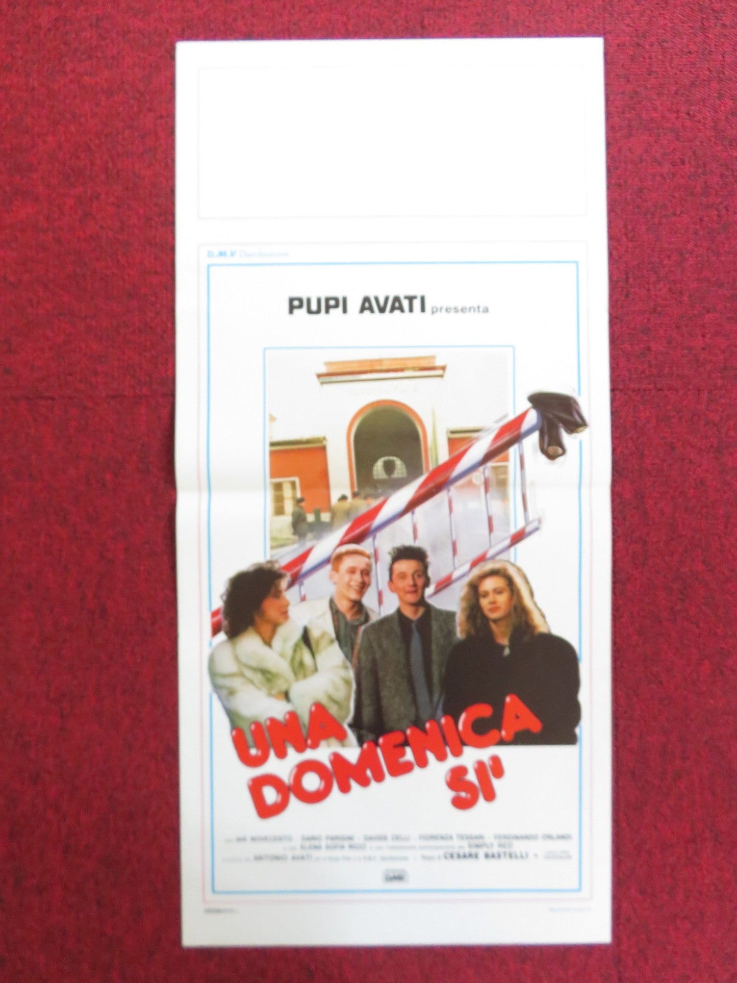 UNA DOMENICA SI ITALIAN LOCANDINA POSTER NIK NOVECENTO DARIO PARISINI 1986 Rendezvous Cinema Movie posters