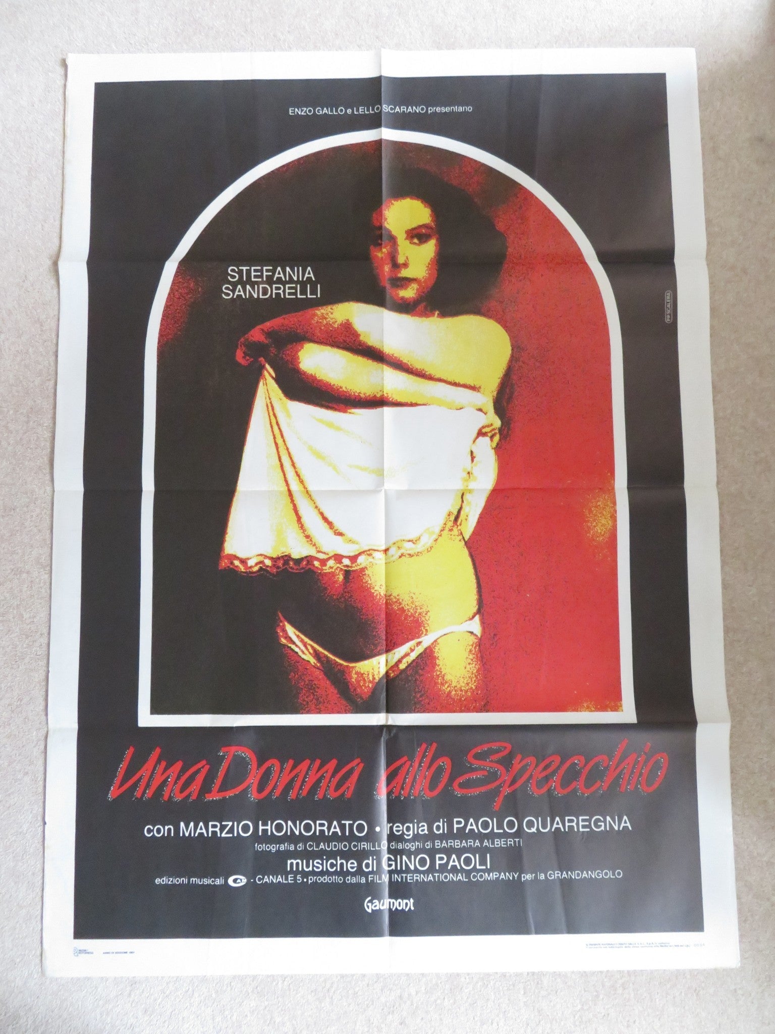 UNA DONNA ALLO SPECCHIO ITALIAN 2 FOGLIO POSTER STEFANIA SANDRELLI M.HONORA 1984 Rendezvous Cinema Movie posters