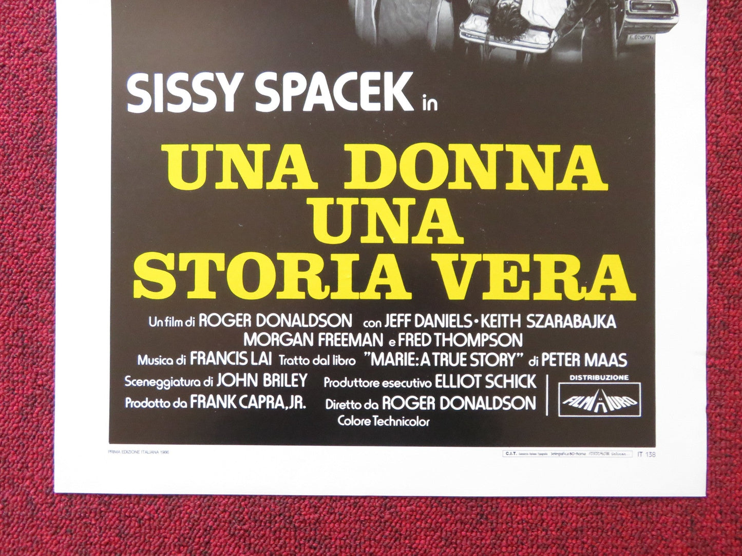 UNA DONNA UNA STORIA VERA ITALIAN LOCANDINA POSTER SISSY SPACEK M. FREEMAN 1985 Rendezvous Cinema Movie posters
