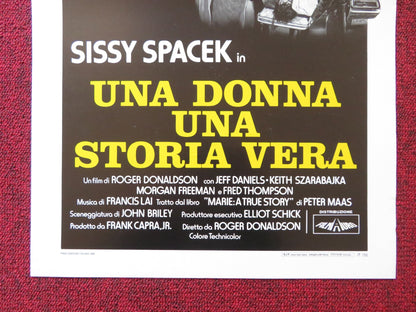 UNA DONNA UNA STORIA VERA ITALIAN LOCANDINA POSTER SISSY SPACEK M. FREEMAN 1985 Rendezvous Cinema Movie posters