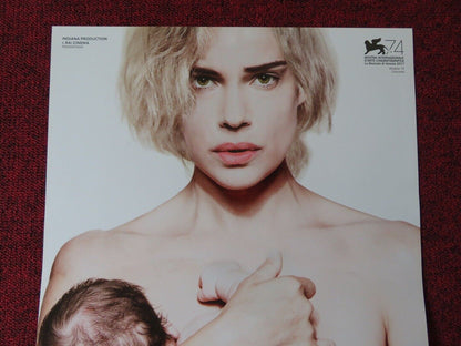 UNA FAMIGLIA ITALIAN LOCANDINA (26.5"x13") POSTER MICAELA RAMAZZOTTI 2017 Movie posters