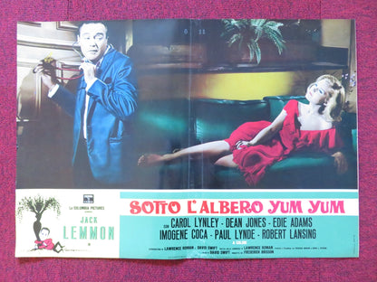 UNDER THE YUM YUM TREE - A ITALIAN FOTOBUSTA POSTER JACK LEMMON C. LYNLEY 1963 Rendezvous Cinema Movie posters