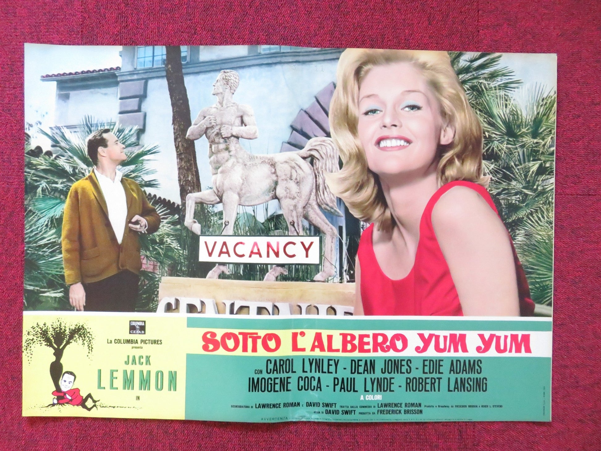 UNDER THE YUM YUM TREE - F ITALIAN FOTOBUSTA POSTER JACK LEMMON C. LYNLEY 1963 Rendezvous Cinema Movie posters