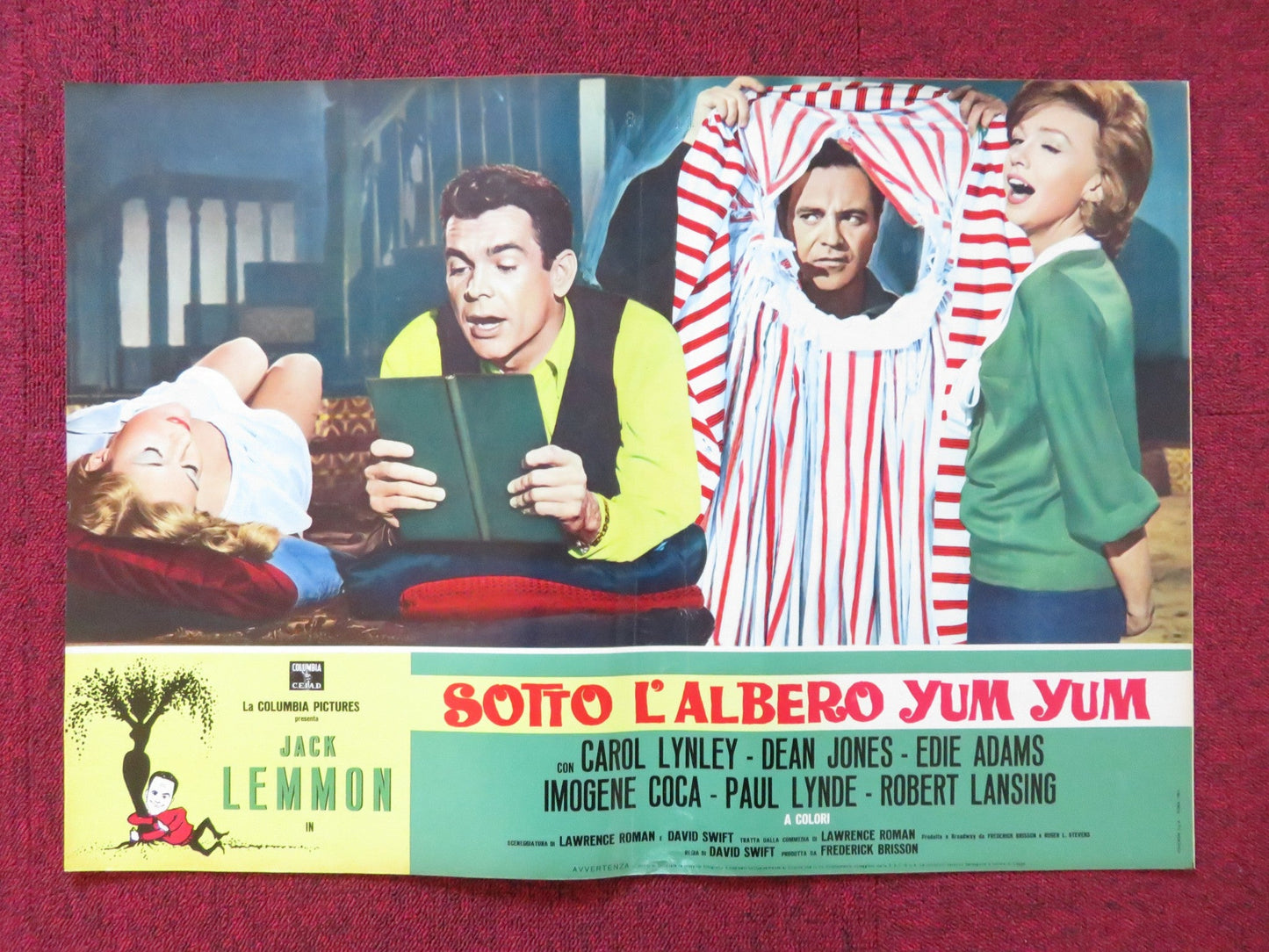 UNDER THE YUM YUM TREE - I ITALIAN FOTOBUSTA POSTER JACK LEMMON C. LYNLEY 1963 Rendezvous Cinema Movie posters