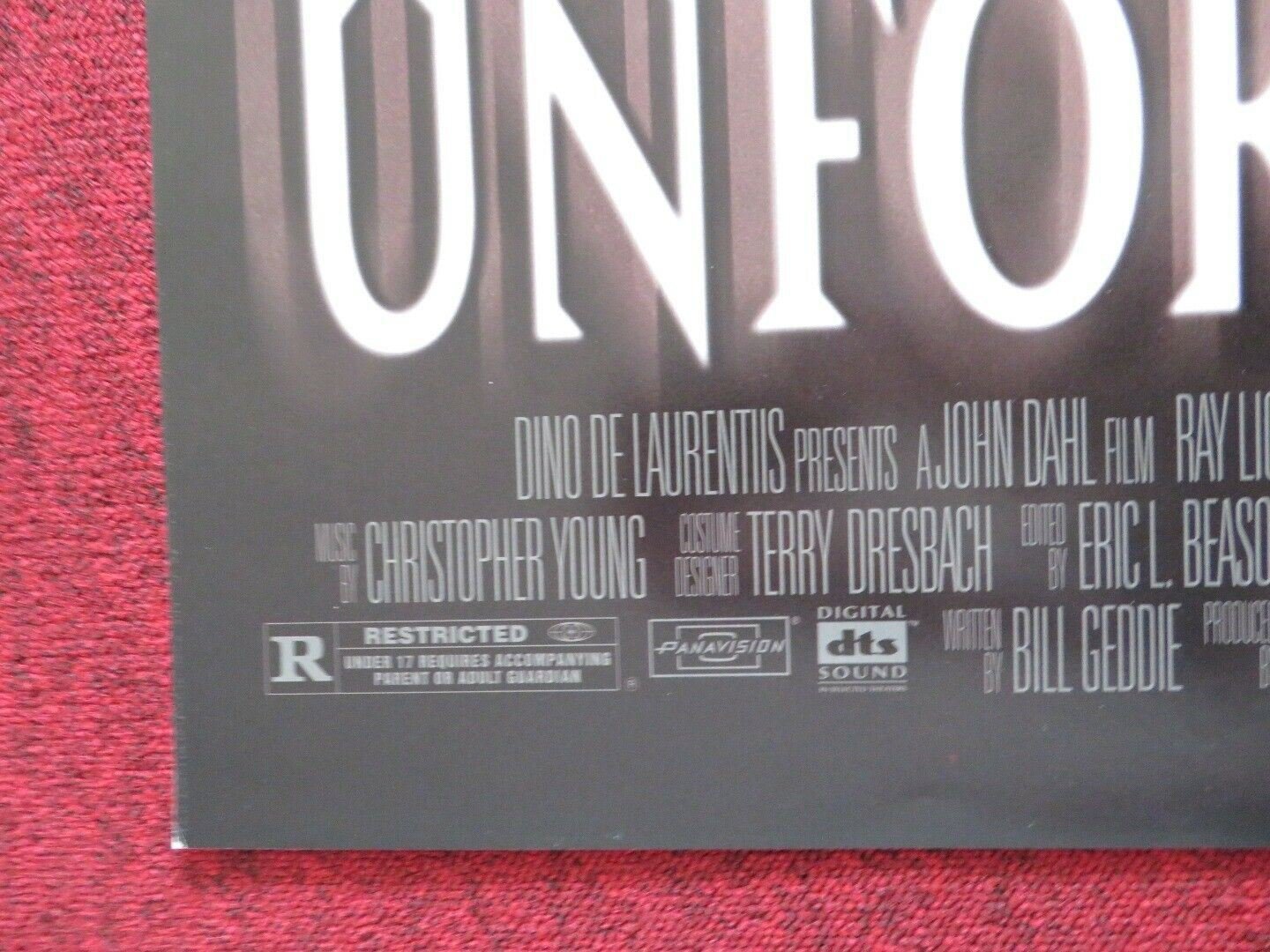 UNFORGETTABLE US ONE SHEET ROLLED POSTER RAY LIOTTA LINDA FIORENTINO 1996 Movie posters