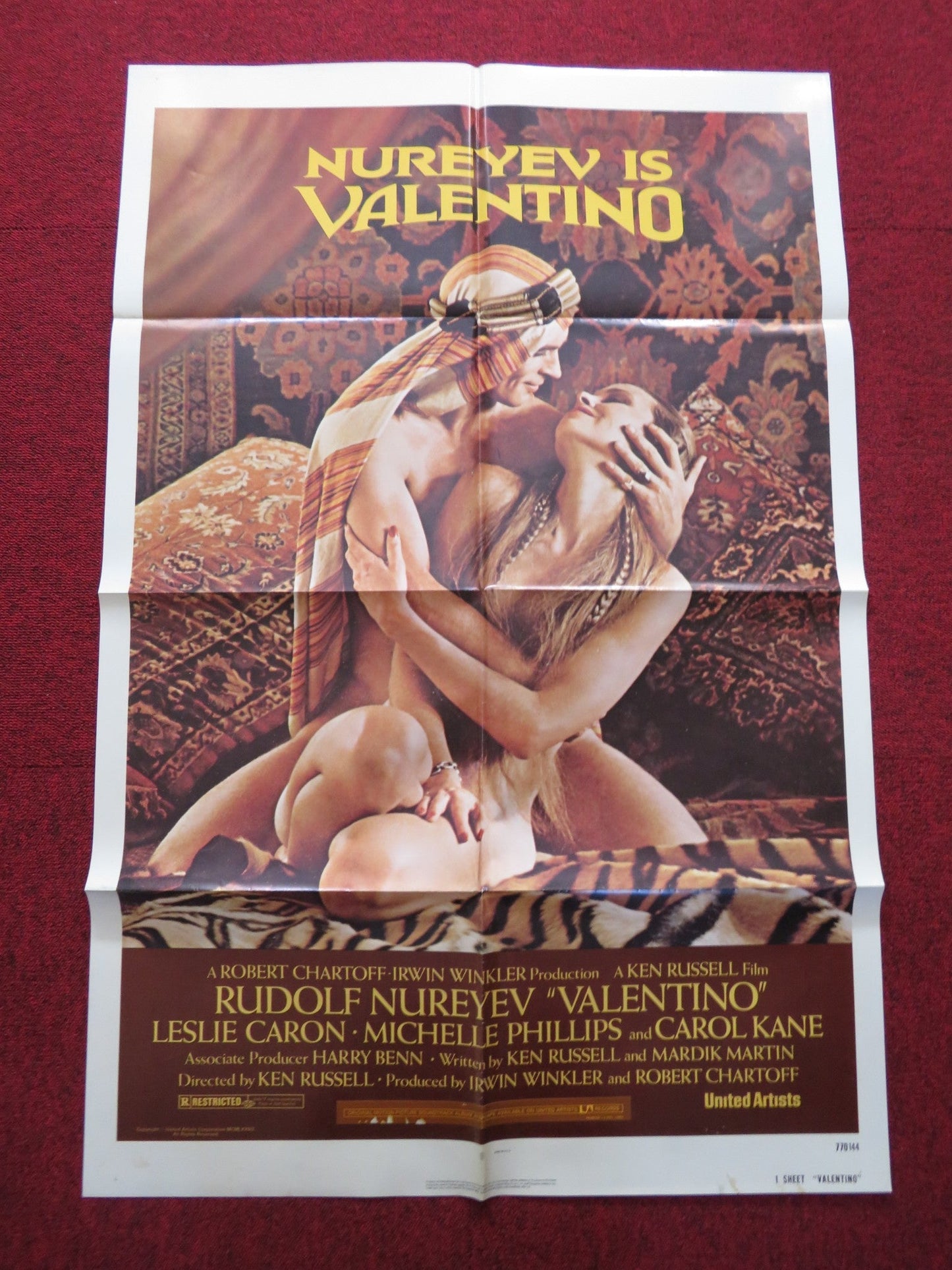 VALENTINO FOLDED US ONE SHEET POSTER RUDOLF NUREYEV LESLIE CARON 1977 Rendezvous Cinema Movie posters
