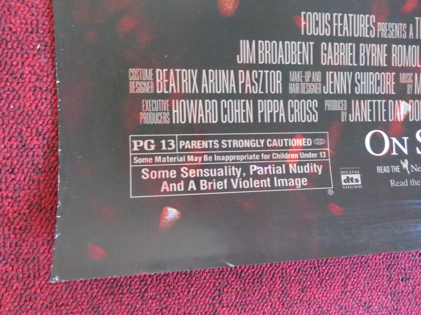 VANITY FAIR US ONE SHEET ROLLED POSTER REESE WITHERSPOON 2004 Rendezvous Cinema Movie posters