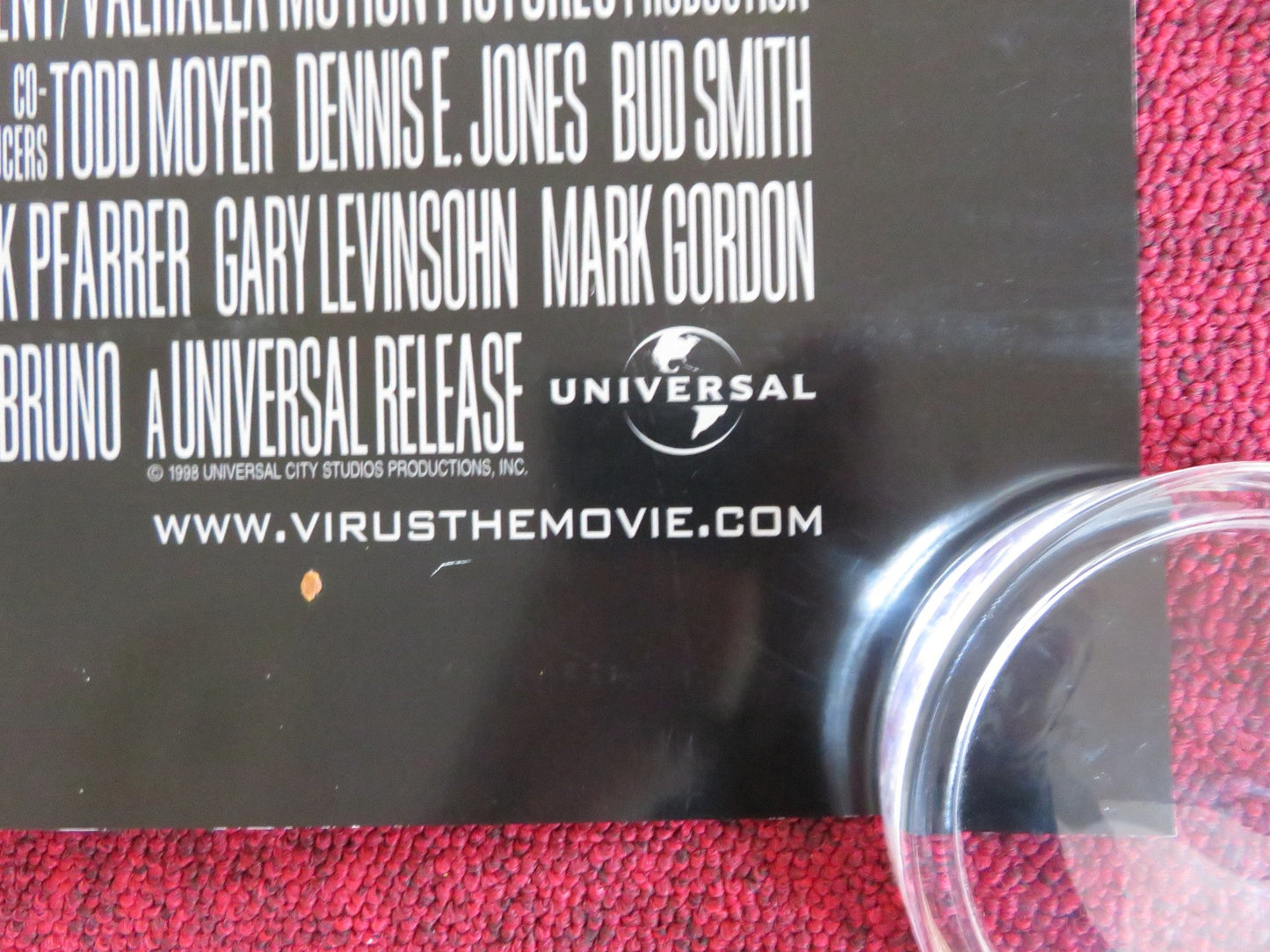 VIRUS - b US ONE SHEET ROLLED POSTER JAMIE LEE CURTIS WILLIAM BALDWIN 1999 Rendezvous Cinema Movie posters