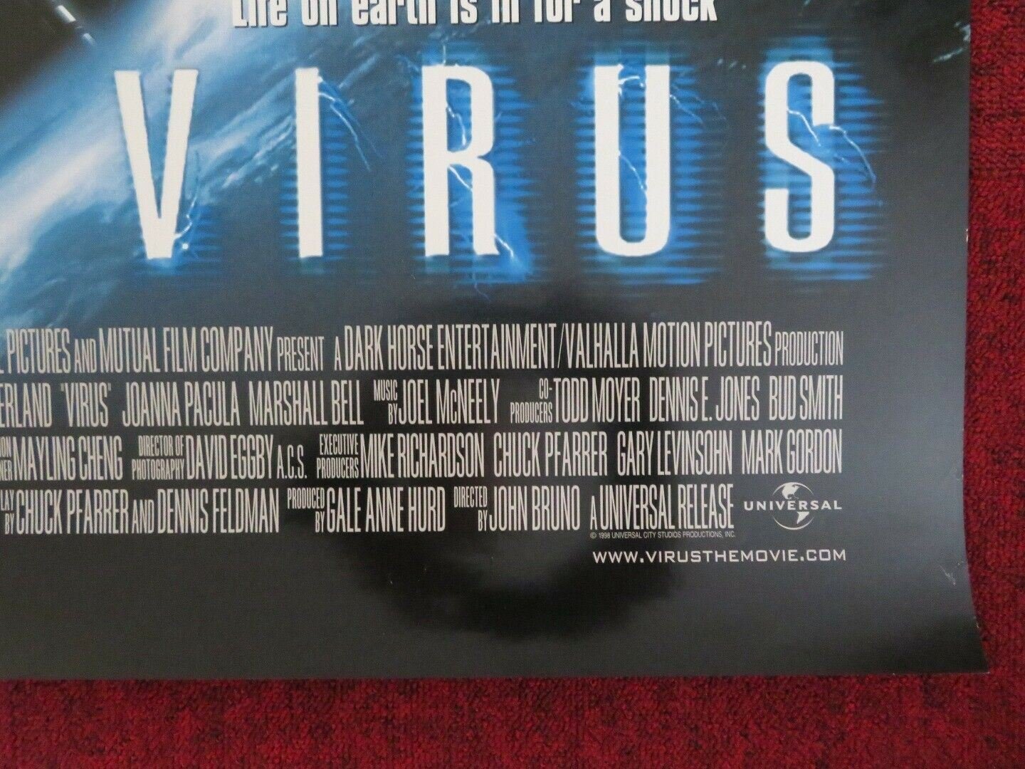 VIRUS US ONE SHEET ROLLED POSTER JAMIE LEE CURTIS DONALD SUTHERLAND 1999 Movie posters