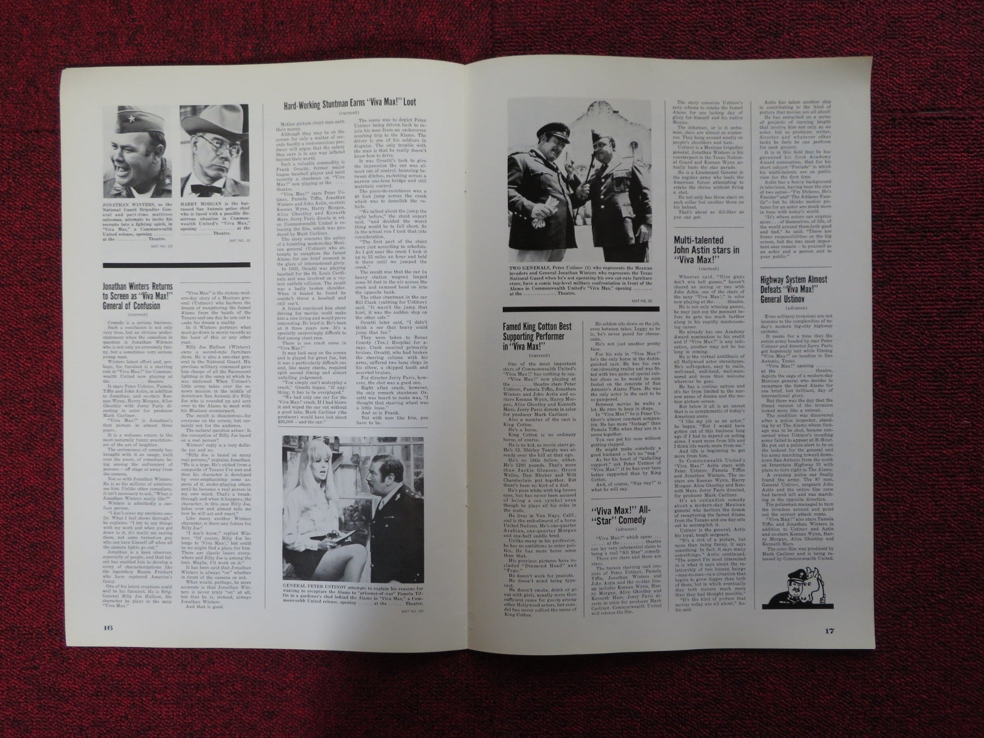 VIVA MAX - PRESSBOOK UNCUT COMMOMWEALTH UNITED PETER USTINOV PAMELA TIFFIN 1969 Rendezvous Cinema Movie posters