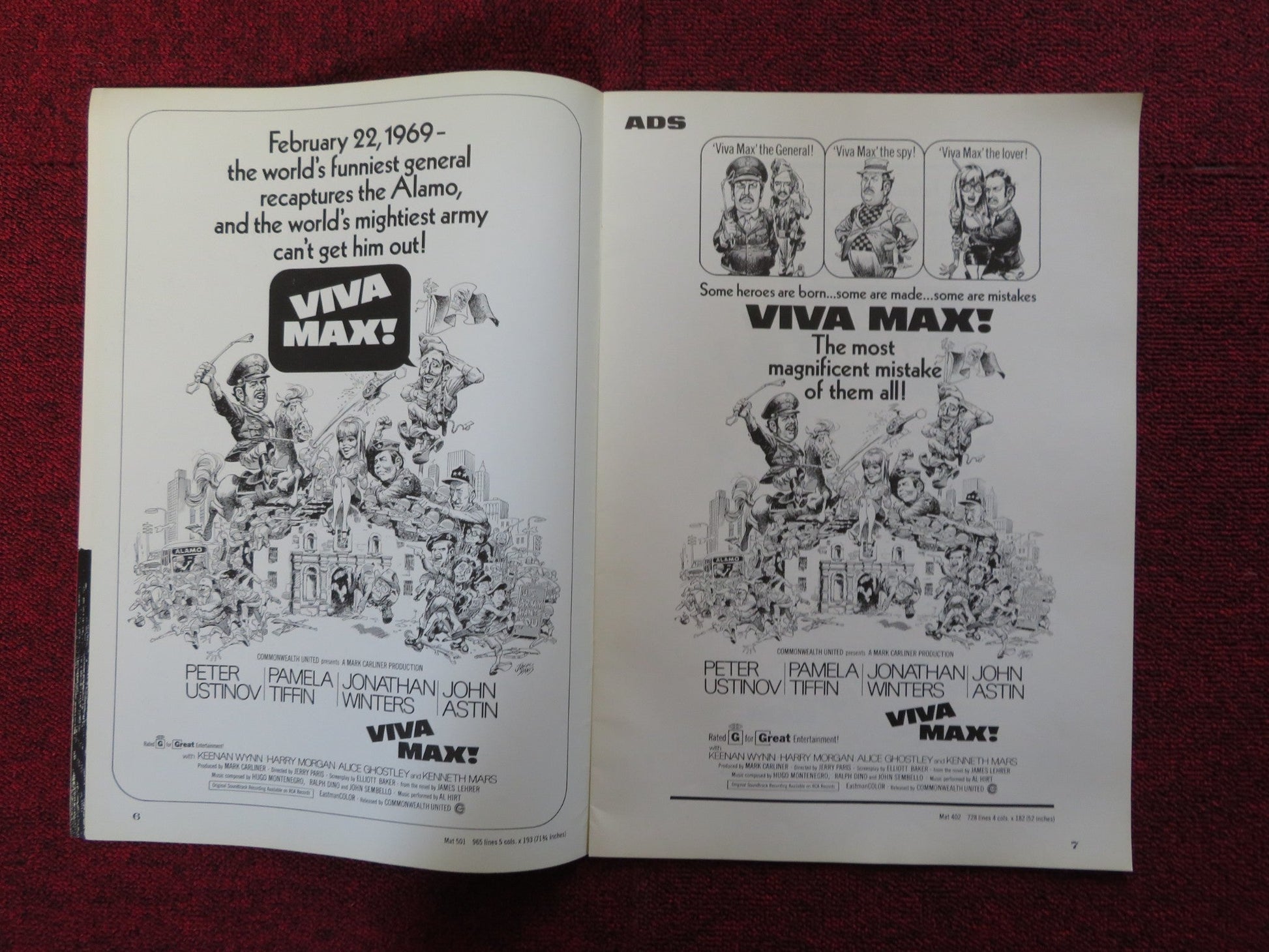 VIVA MAX - PRESSBOOK UNCUT COMMOMWEALTH UNITED PETER USTINOV PAMELA TIFFIN 1969 Rendezvous Cinema Movie posters