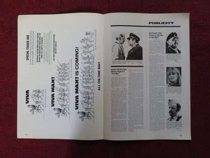VIVA MAX - PRESSBOOK UNCUT COMMOMWEALTH UNITED PETER USTINOV PAMELA TIFFIN 1969 Rendezvous Cinema Movie posters