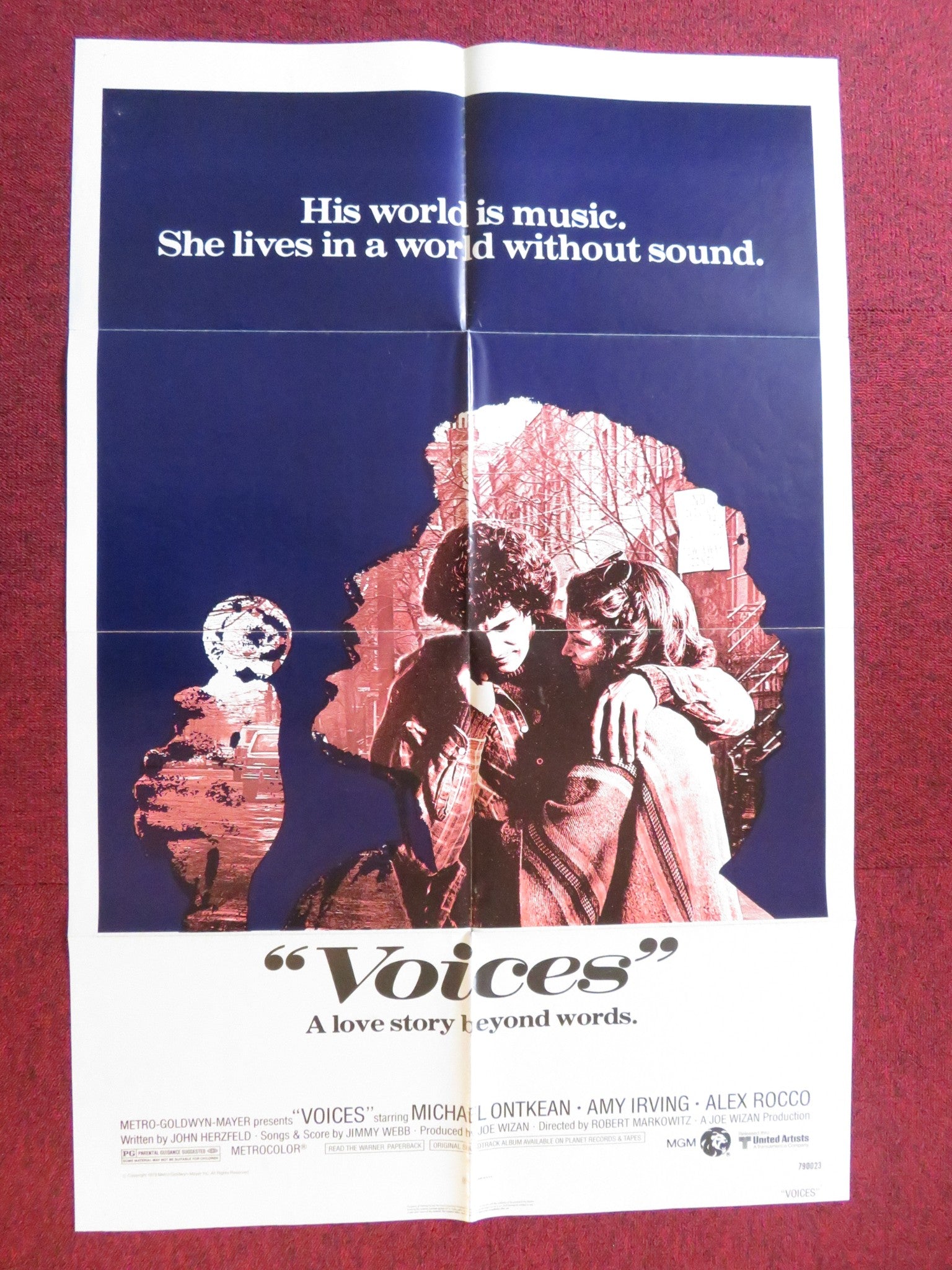 VOICES FOLDED US ONE SHEET POSTER MICHAEL ONTKEAN AMY IRVING 1979 Rendezvous Cinema Movie posters