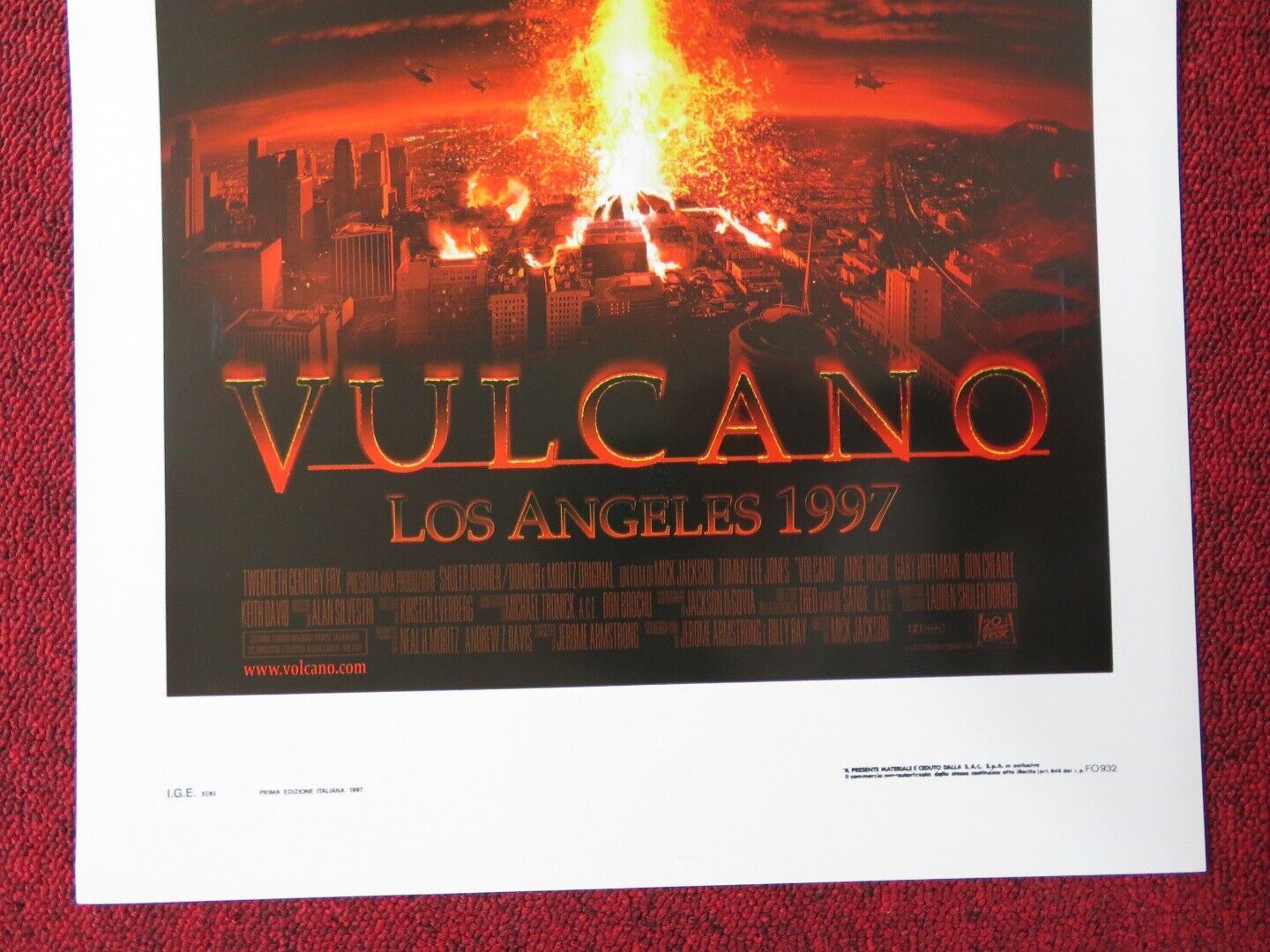 VOLCANO ITALIAN LOCANDINA (27.5"x13") POSTER TOMMY LEE JONES ANNE HECHE 1997 Movie posters