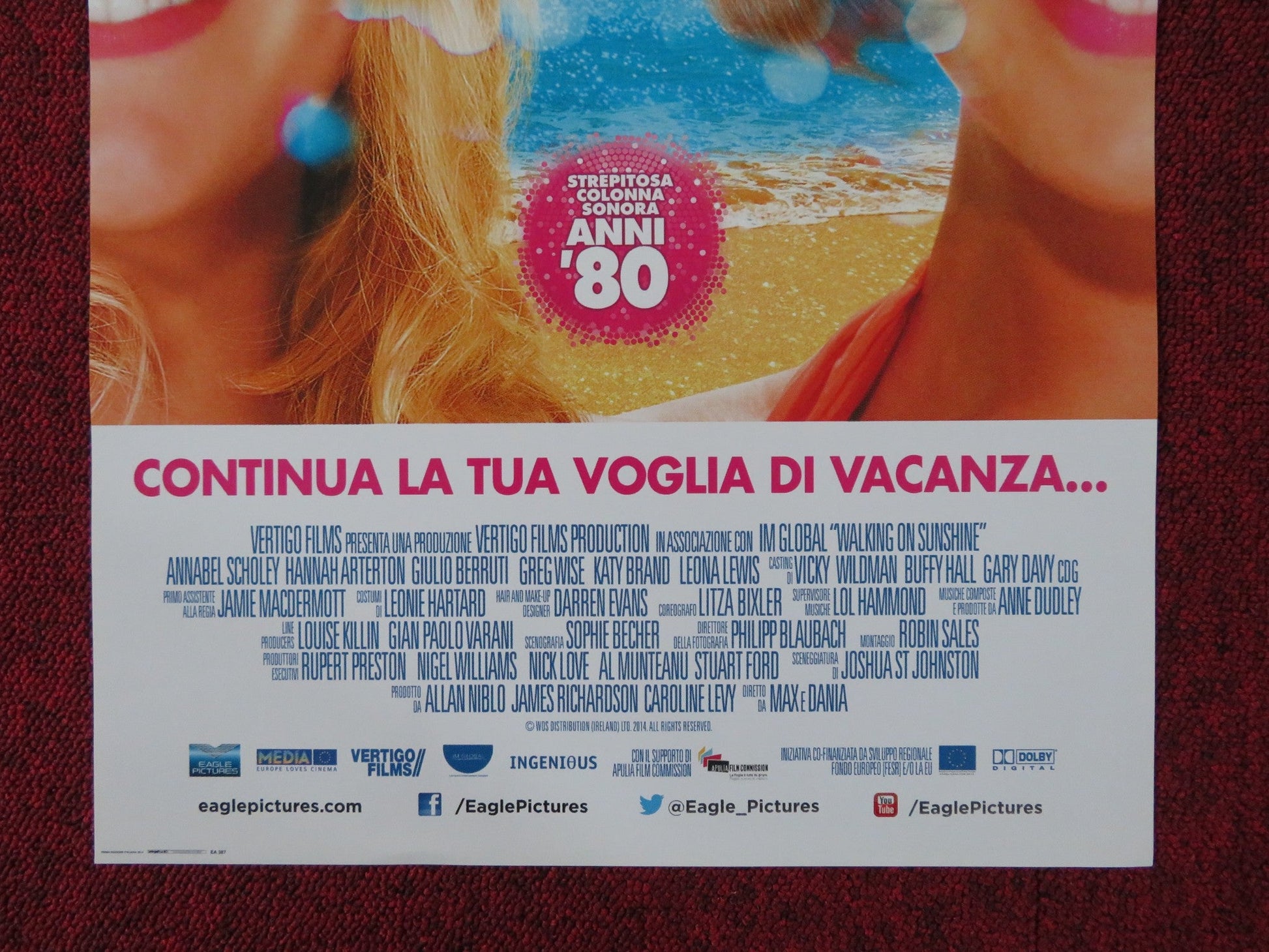 WALKING ON SUNSHINE ITALIAN LOCANDINA POSTER HANNAH ARTERTON A. SCHOLEY 2014 Rendezvous Cinema Movie posters