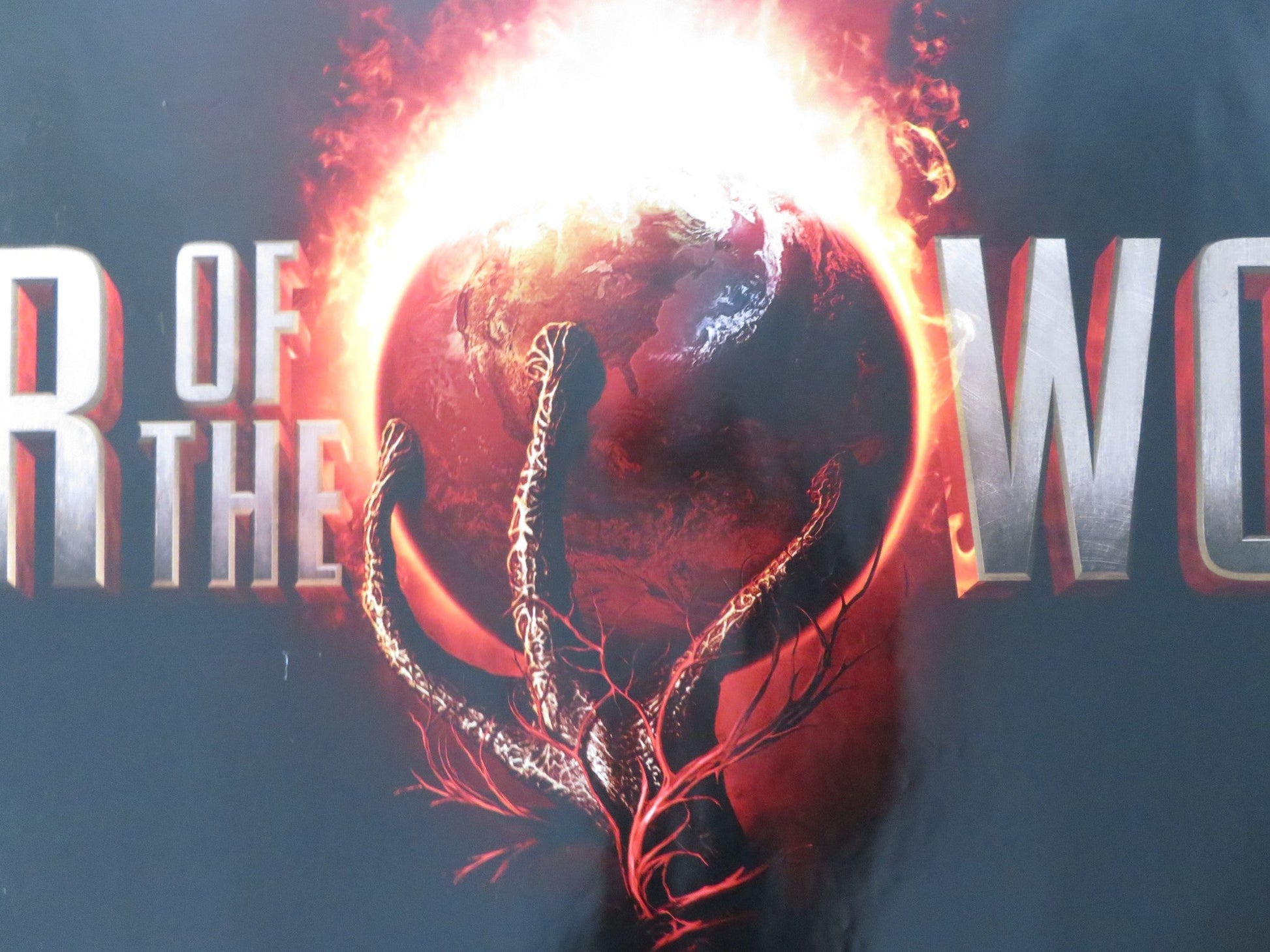 WAR OF THE WORLDS UK QUAD (30"x 40") ROLLED POSTER TOM CRUISE D. FANNING 2005 Rendezvous Cinema Movie posters