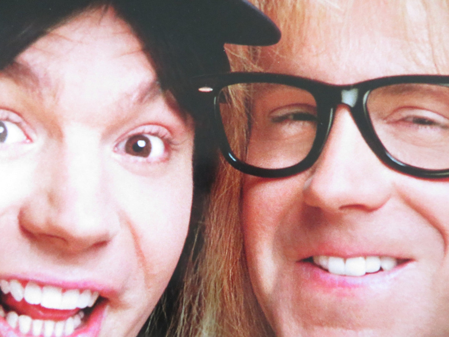 WAYNE'S WORLD 2 - A US ONE SHEET ROLLED POSTER MIKE MYERS DANA CARVEY 1993 Rendezvous Cinema Movie posters