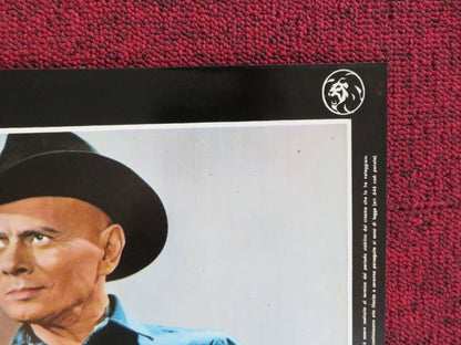 WESTWORLD - J ITALIAN FOTOBUSTA POSTER YUL BRYNNER JAMES BROLIN 1973 Rendezvous Cinema Movie posters