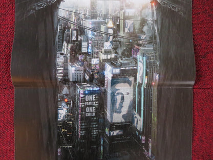 WHAT HAPPENED TO MONDAY ITALIAN LOCANDINA POSTER NOOMI RAPACE GLENN CLOSE 2017 Rendezvous Cinema Movie posters