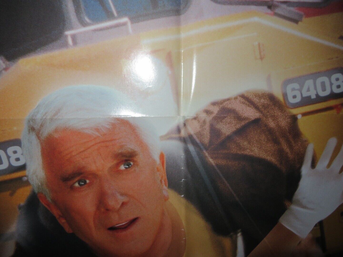 WRONGFULLY ACCUSED FOLDED US ONE SHEET POSTER LESLIE NIELSON KELLY LEBROCK 1998 Movie posters