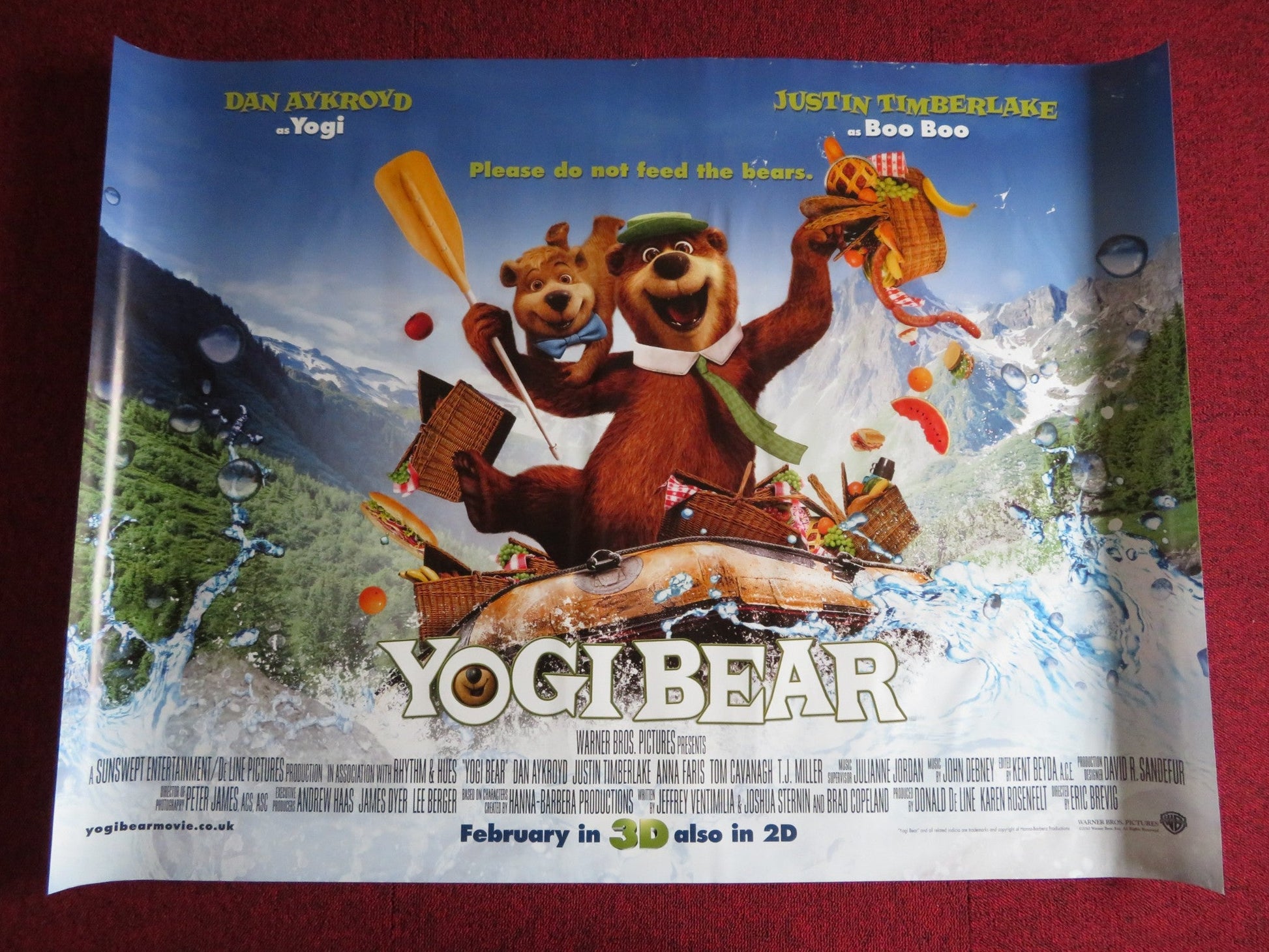 YOGI BEAR UK QUAD (30"x 40") ROLLED POSTER DAN AYKROYD JUSTIN TIMBERLAKE 2010 Rendezvous Cinema Movie posters
